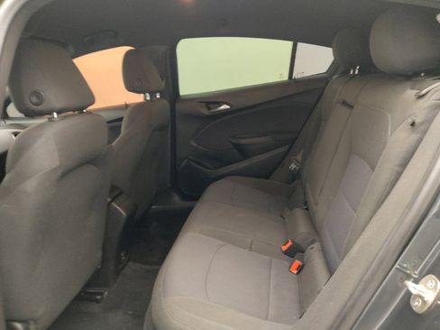 Used 2019 Chevrolet Cruze LT w/ Convenience Package FWD image 18