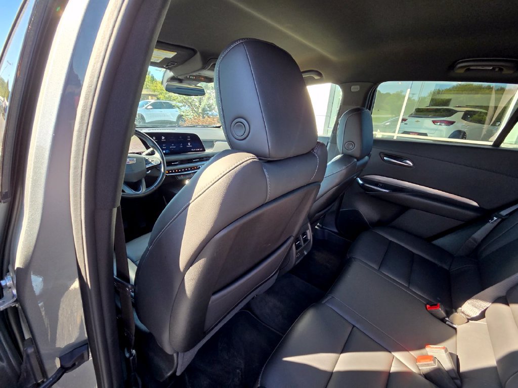 Used 2025 Cadillac XT4 Premium Luxury AWD/4WD image 27