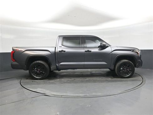 Used 2022 Toyota Tundra SR5 image 2