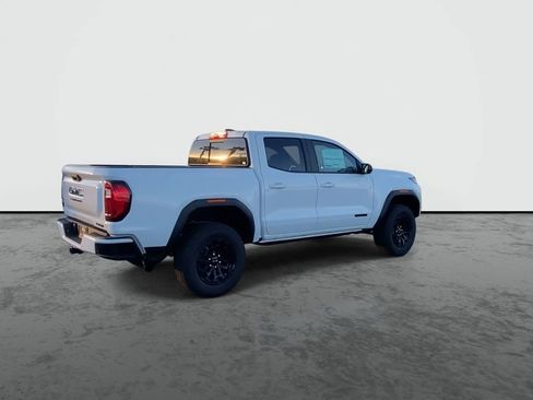 New 2026 GMC Canyon Elevation w/ LPO, Black Badging Package RWD image 8