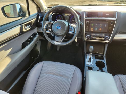 Used 2019 Subaru Outback 2.5i Premium image 13