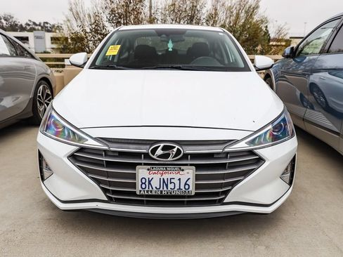 Used 2019 Hyundai Elantra Value Edition w/ Cargo Package FWD image 2