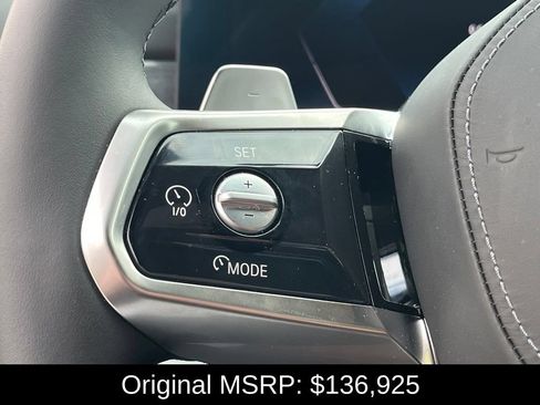Used 2025 BMW 760i xDrive w/ Executive Package AWD/4WD image 38