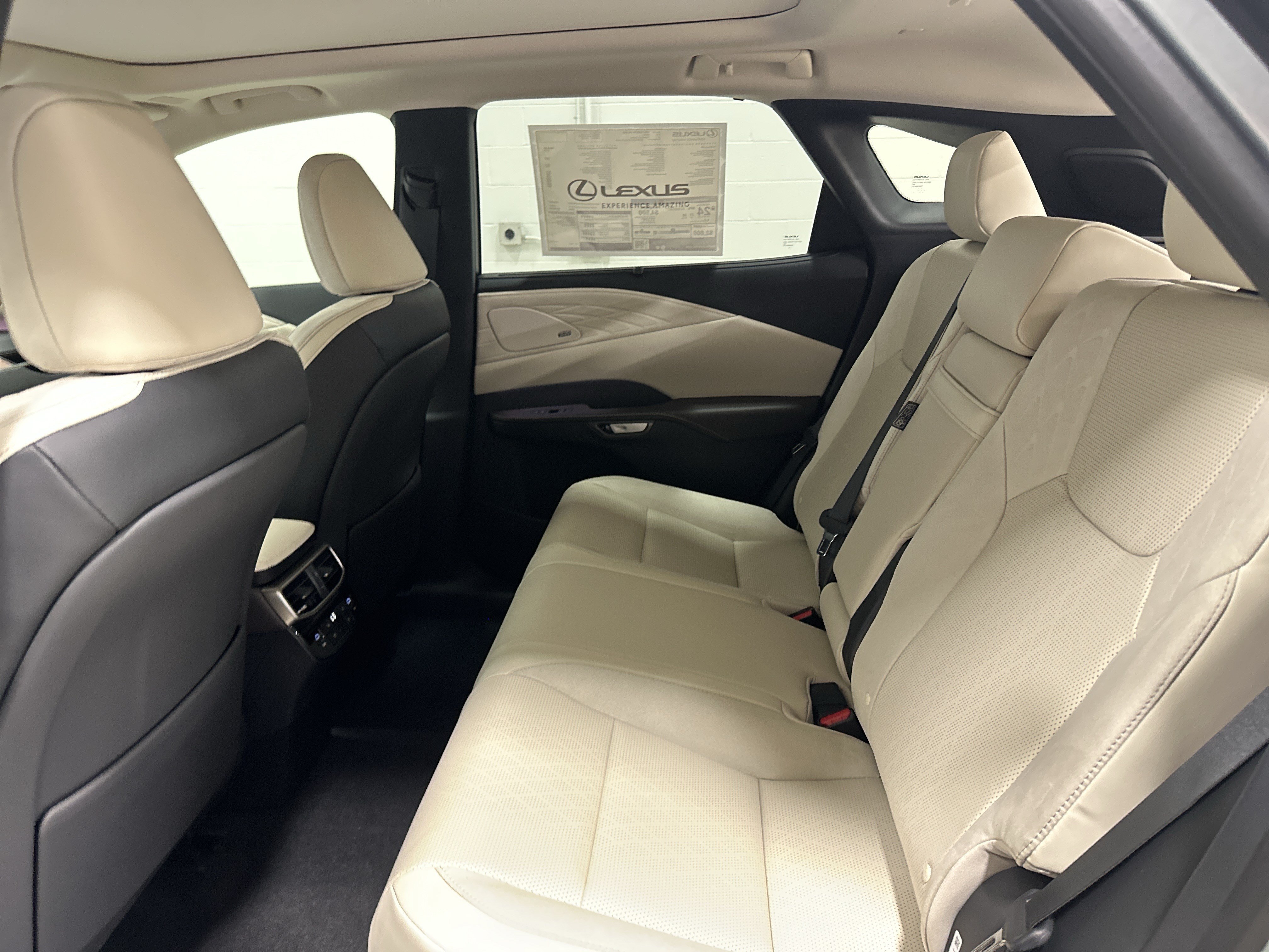 New 2026 Lexus RX 350 AWD w/ Convenience Package image 32