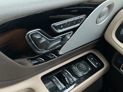 Used 2023 Lincoln Aviator Reserve w/ Equipment Group 201A RWD image 20