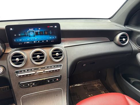 Used 2022 Mercedes-Benz GLC 300 w/ AMG Line image 51