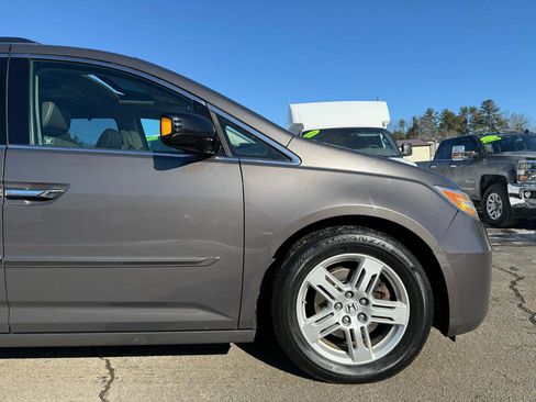 Used 2011 Honda Odyssey Touring image 12