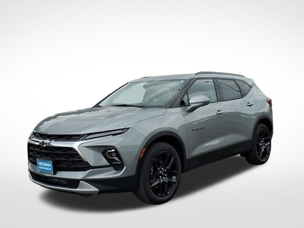 New 2026 Chevrolet Blazer LT w/ Convenience Package FWD image 8