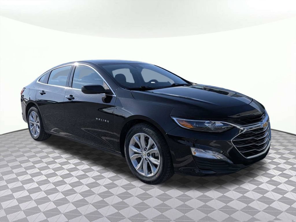 Used 2024 Chevrolet Malibu LT FWD image 1