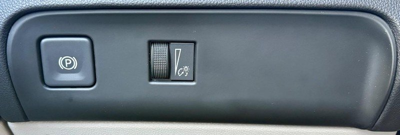Used 2023 Buick Enclave Essence w/ Experience Buick Package FWD image 20