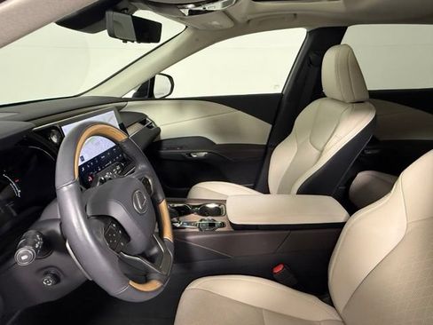 Used 2024 Lexus RX 350 Premium Plus w/ Convenience Package FWD image 31