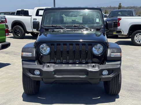 Used 2022 Jeep Wrangler Unlimited Sport AWD/4WD image 2