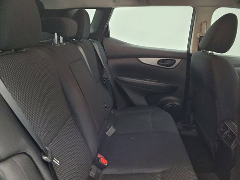 Used 2021 Nissan Rogue Sport S FWD image 19