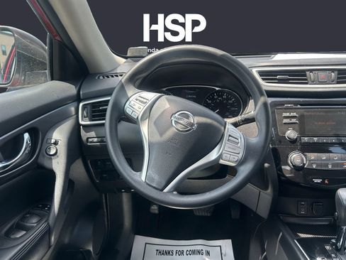 Used 2016 Nissan Rogue S AWD/4WD image 12