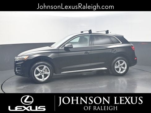 Used 2023 Audi Q5 2.0T Premium w/ Convenience Package image 2