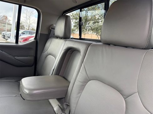 Used 2019 Nissan Frontier SL image 29