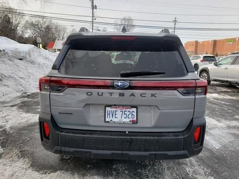 Used 2026 Subaru Outback Premium image 4