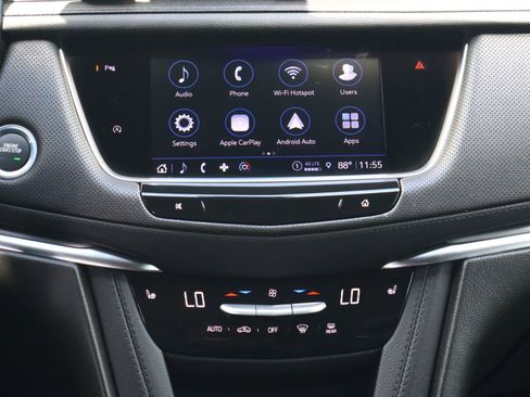 Used 2025 Cadillac XT5 Luxury w/ LPO, Floor Liner Package FWD image 15