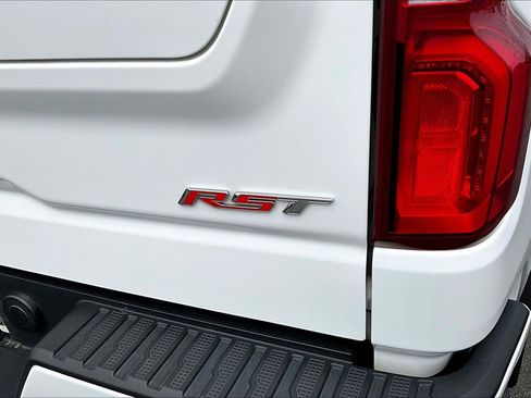 Used 2021 Chevrolet Silverado 1500 RST w/ Convenience Package II image 24