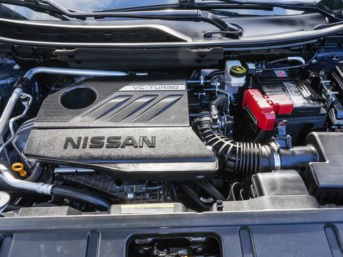 Used 2023 Nissan Rogue S FWD image 27