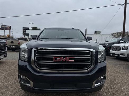 Used 2019 GMC Yukon XL SLT w/ Open Road Package image 2
