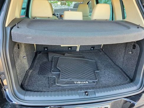 Used 2015 Volkswagen Tiguan SEL image 13