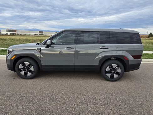 New 2025 Hyundai Santa Fe SE image 2