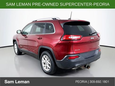 Used 2018 Jeep Cherokee Latitude w/ Cold Weather Group image 5