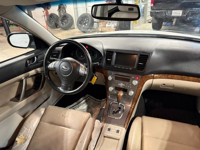 Used 2009 Subaru Outback 2.5i Limited AWD/4WD image 19
