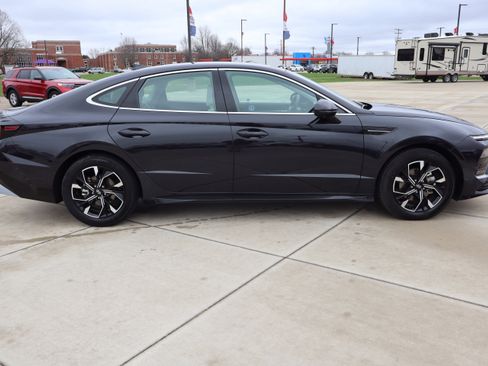 Used 2025 Hyundai Sonata SEL image 4