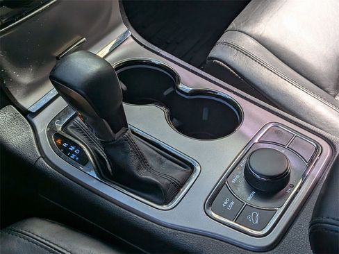 Certified 2021 Jeep Grand Cherokee Limited X image 15