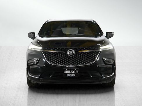 Used 2024 Buick Enclave Avenir w/ Avenir Technology Package image 7