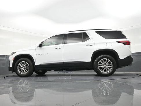 Used 2024 Chevrolet Traverse LT FWD image 26