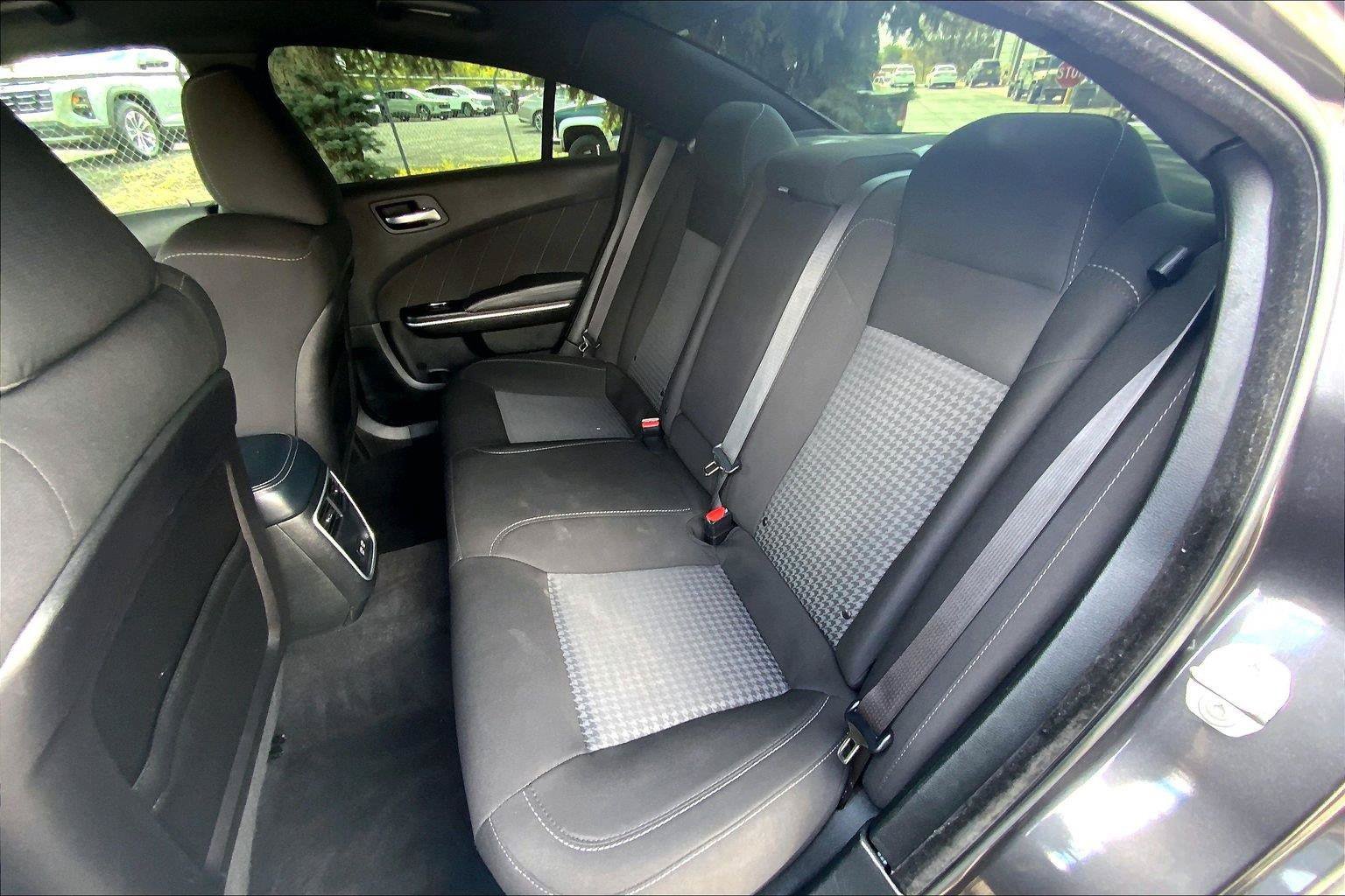Certified 2023 Dodge Charger R/T RWD image 26