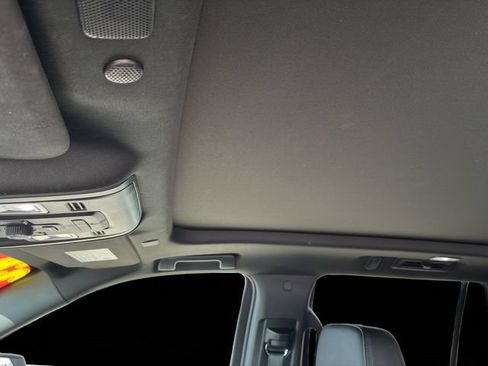 Used 2022 GMC Yukon Denali AWD/4WD image 13