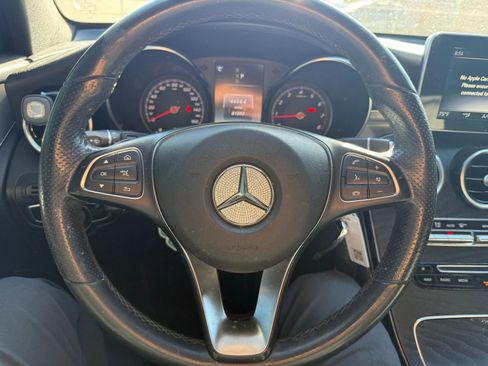 Used 2019 Mercedes-Benz GLC 300 image 16