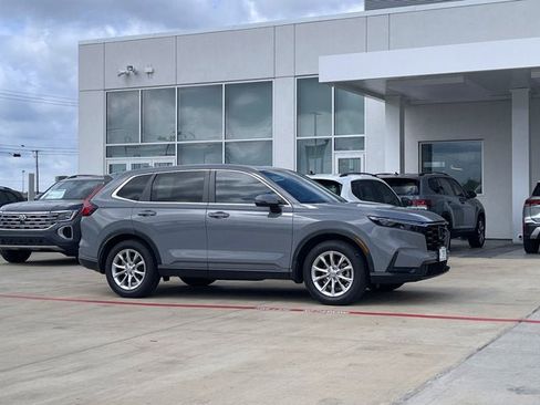 Used 2023 Honda CR-V EX-L image 6