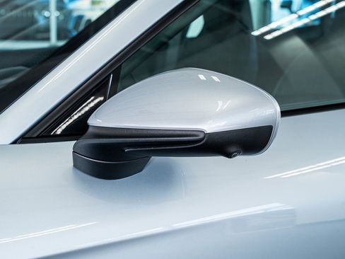 Used 2024 Porsche Taycan image 19