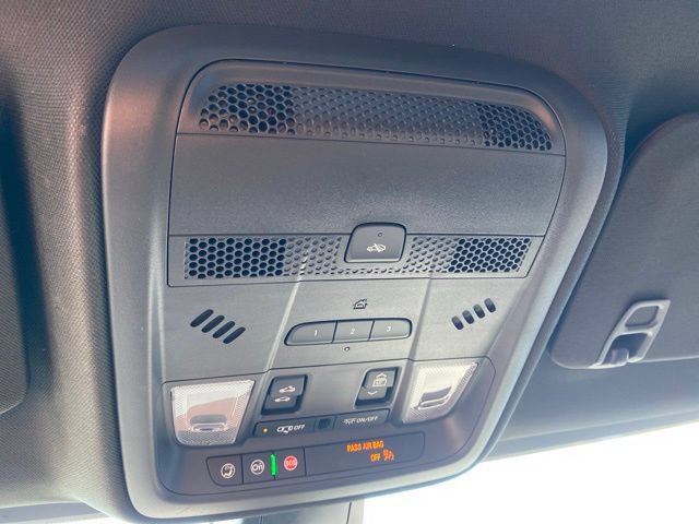 Used 2026 Cadillac XT5 Sportv w/ LPO, Floor Liner Package AWD/4WD image 32