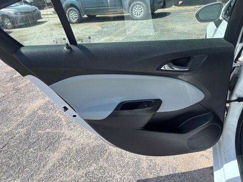 Used 2019 Chevrolet Cruze LS w/ LS Fleet Convenience Package image 15