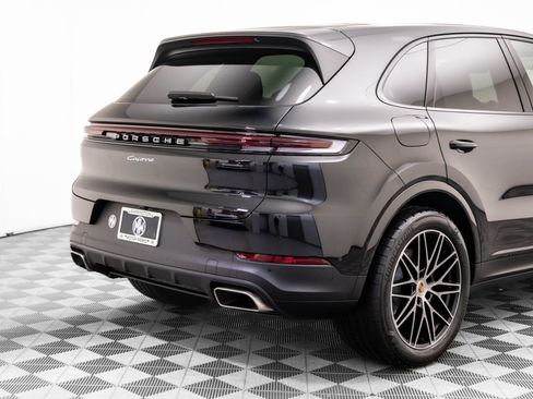 New 2026 Porsche Cayenne AWD/4WD image 37