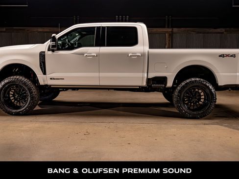 Used 2026 Ford F250 Platinum image 6