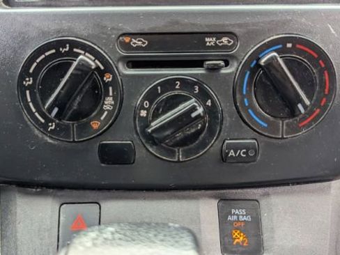 Used 2019 Nissan NV200 S image 30