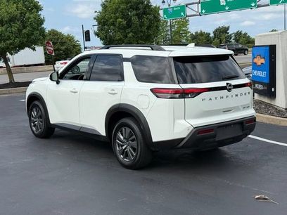 Used 2024 Nissan Pathfinder SV