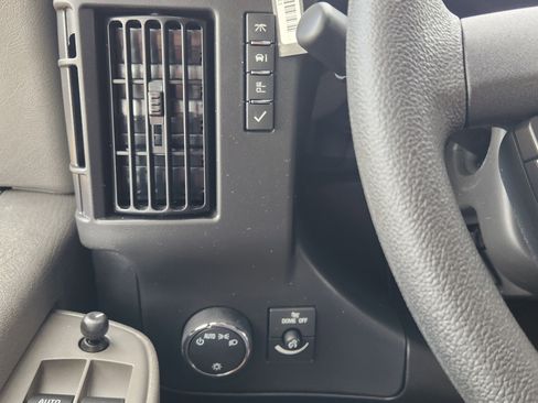 New 2025 Chevrolet Express 3500 w/ Power Convenience Package image 23