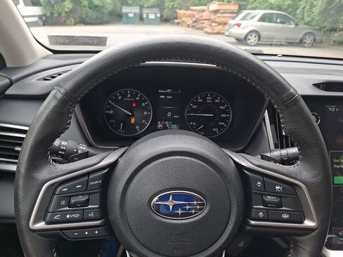 Certified 2024 Subaru Outback Limited AWD/4WD image 17