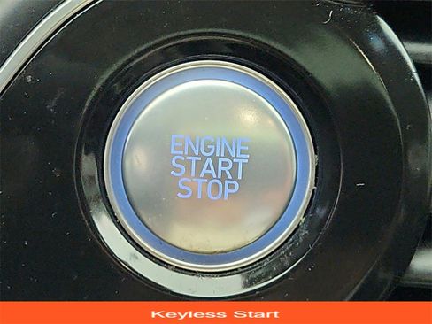 Used 2019 Genesis G70 2.0T Advanced w/ Dynamic Package image 38