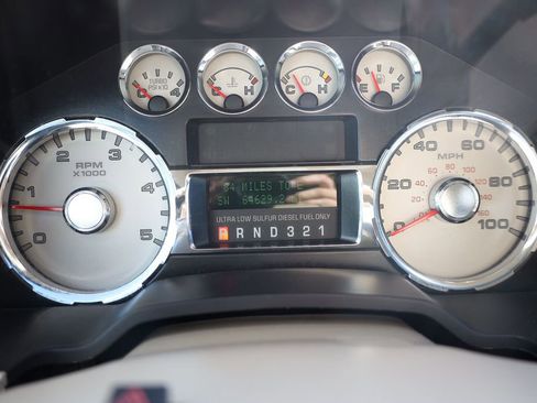Used 2010 Ford F250 Lariat AWD/4WD image 14