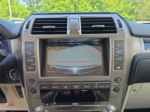 Used 2021 Lexus GX 460 Premium w/ Premium Package AWD/4WD image 27