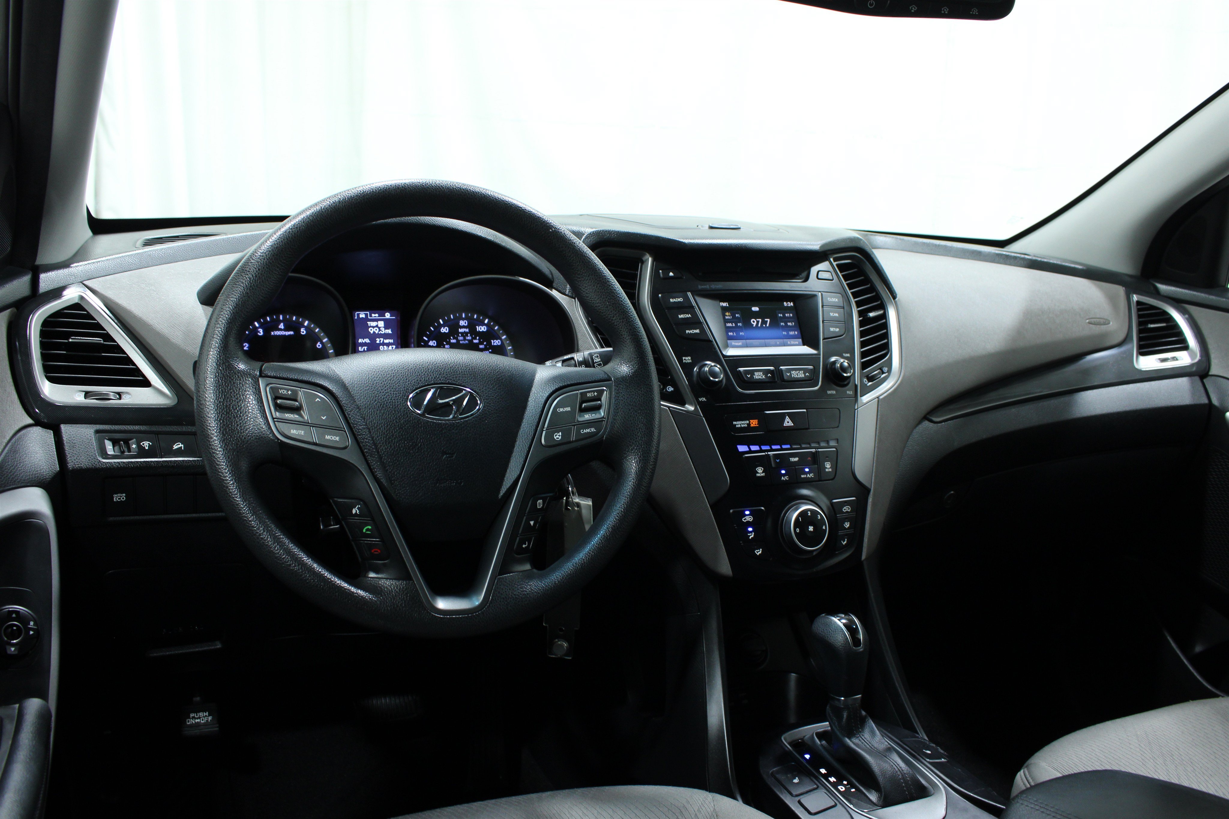 Used 2016 Hyundai Santa Fe Sport w/ Option Group 02 FWD image 2
